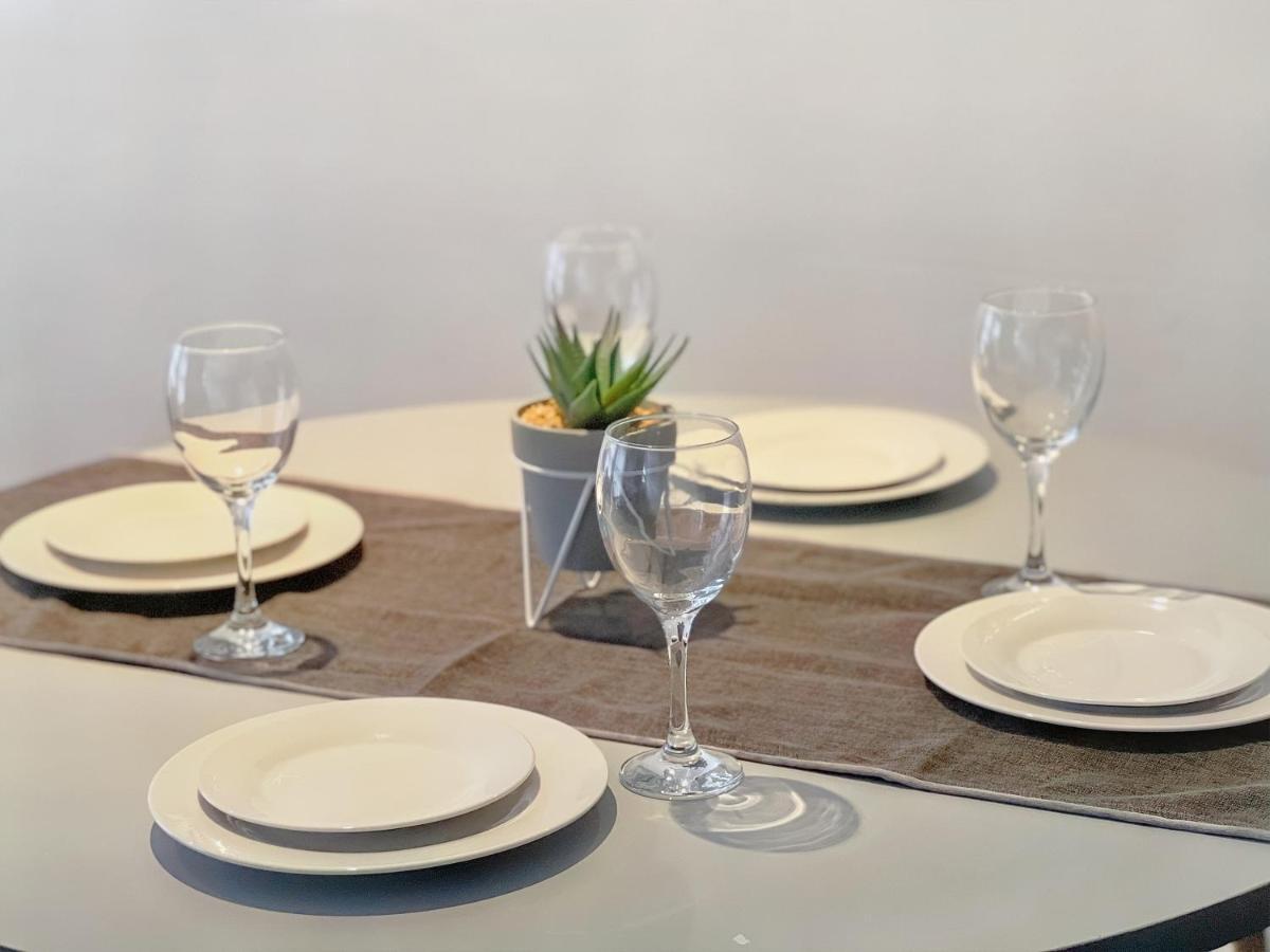 Lovely 2-Bedroom Serviced Apartment Greater London Ngoại thất bức ảnh